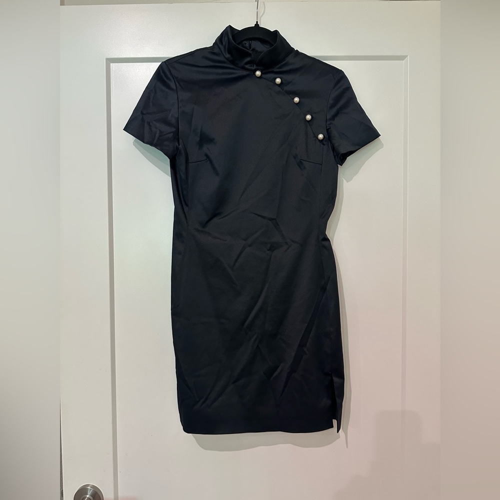 ALEXA CHUNG Mandarin Faux Pearl-embellished Satin Mini Dress In Black - Picture 2 of 7